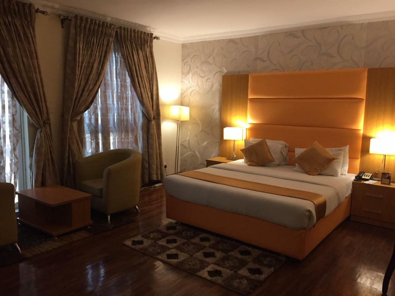 วอเตอร์เครส โฮเต็ล Hotel อีเคจา ภายนอก รูปภาพ